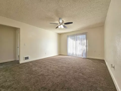 246 N Emerald Dr, Vista, CA 92083