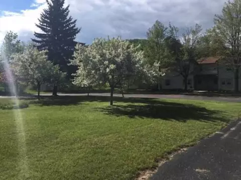 10051 W Michigan St, Empire, MI 49630