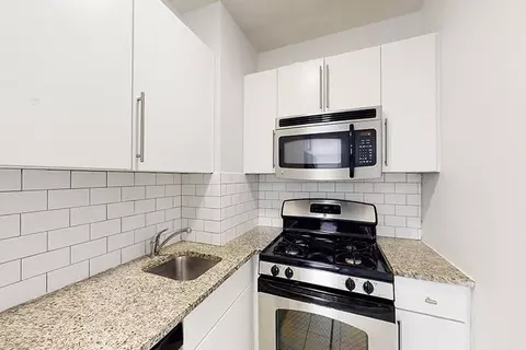 301 W Armour Blvd, Kansas City, MO 64111
