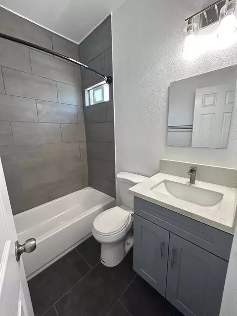 845 E 6th St, Long Beach, CA 90802 photo 20