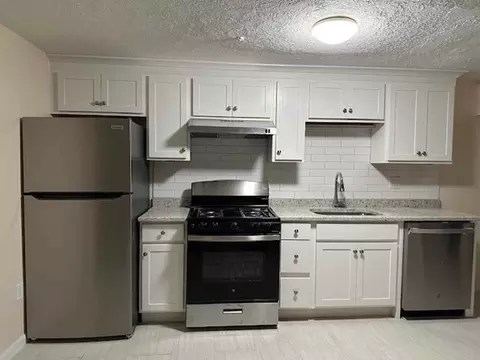 362 Centre St, Quincy, MA 02169