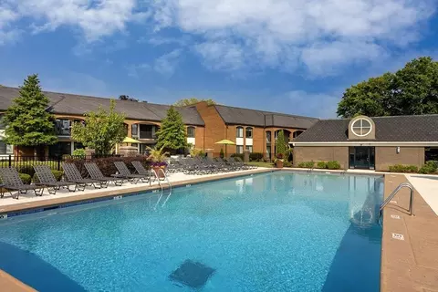 8916 Marksfield Rd, Hurstbourne, KY 40222 photo 50