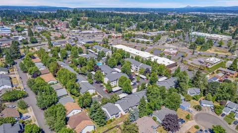 1194 Barnes Ave SE, Salem, OR 97306