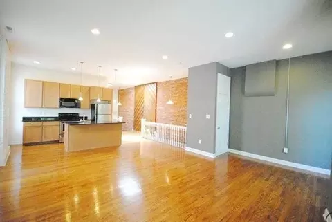 300 N Euclid Ave, Saint Louis, MO 63108