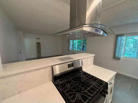 4540 Vista Del Monte Ave, Los Angeles, CA 91403