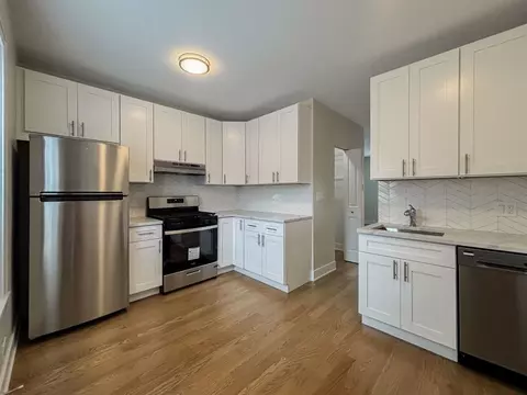 4501 N Greenview Ave, Chicago, IL 60640
