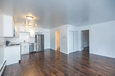 501 Summit Ave E, Seattle, WA 98102