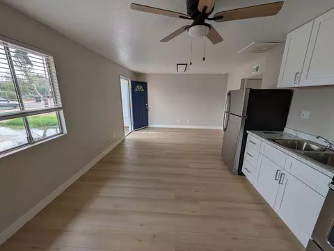 2506 N 29th St, Phoenix, AZ 85008 photo 8