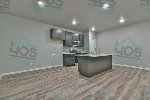 2813 Josie Cir, Oklahoma City, OK 73130