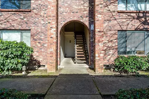 5660 SW 180th Ave Cor, Aloha, OR 97078