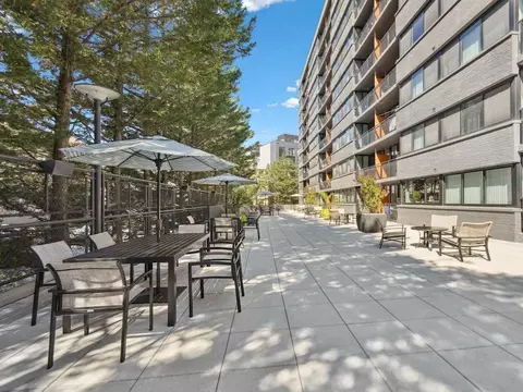 2950 Van Ness St NW, Washington, DC 20008 photo 28
