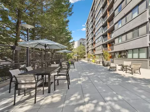 2950 Van Ness St NW, Washington, DC 20008 photo 28