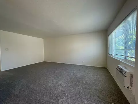 1630 Coriander Dr, Costa Mesa, CA 92626