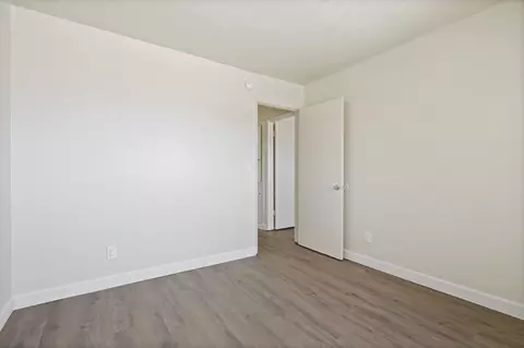 330 W 223rd St, Carson, CA 90745 photo 2