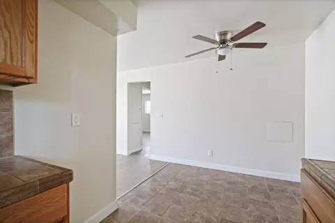 330 W 223rd St, Carson, CA 90745 photo 7