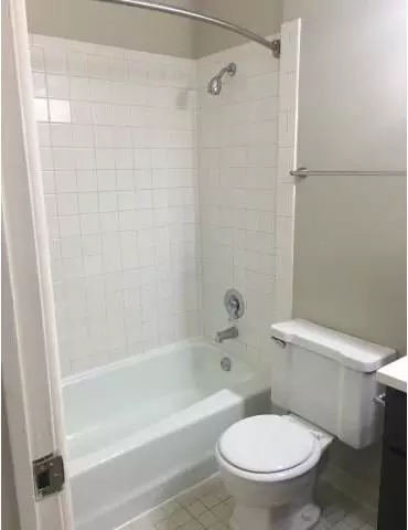 2300 N Clark St, Chicago, IL 60614 photo 20
