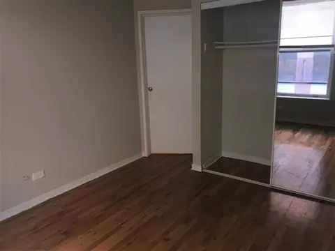 2300 N Clark St, Chicago, IL 60614 photo 28