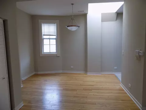 2300 N Clark St, Chicago, IL 60614 photo 31