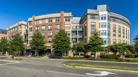 2209 N Pershing Dr, Arlington, VA 22201 photo 7