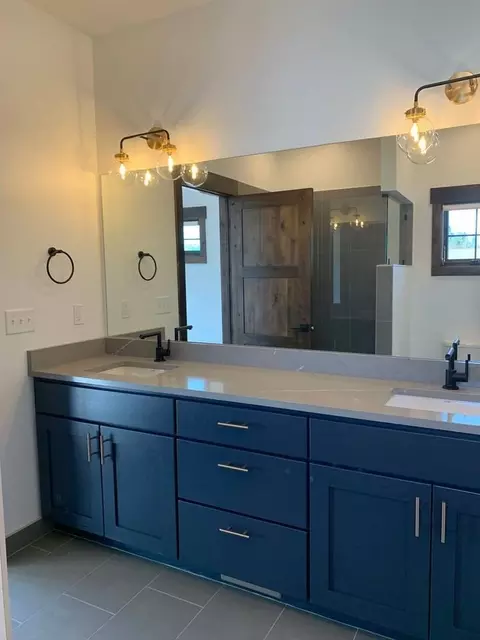 1022 E 8th St, Whitefish, MT 59937