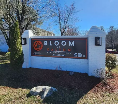 1219 W Emery St, Dalton, GA 30720