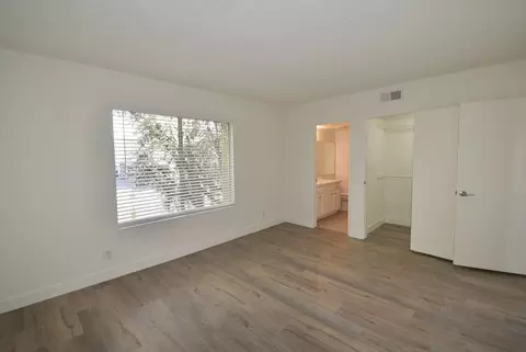 24411 Newhall Ave, Newhall, CA 91321 photo 15
