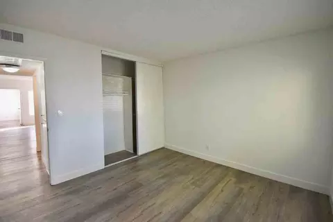 24411 Newhall Ave, Newhall, CA 91321 photo 13