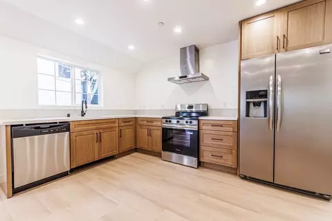 4220 W Adams Blvd, Los Angeles, CA 90018