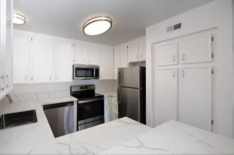 1289 E Grand Ave, Escondido, CA 92027