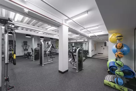 2144 California St NW, Washington, DC 20008 photo 18