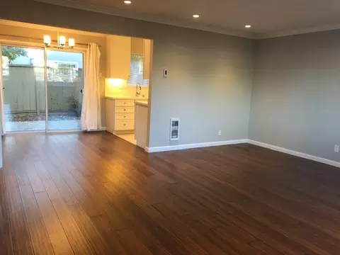 1674 Hollenbeck Ave, Sunnyvale, CA 94087