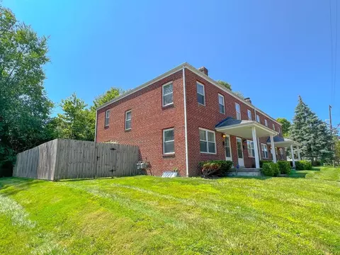2883 Wicklow Rd, Columbus, OH 43204