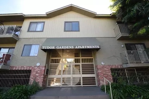 15128 Burbank Blvd, Los Angeles, CA 91411