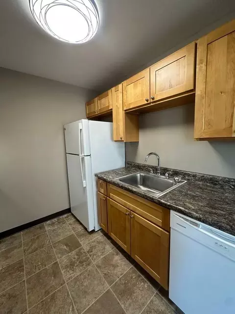 160 Van Giesen St, Richland, WA 99354