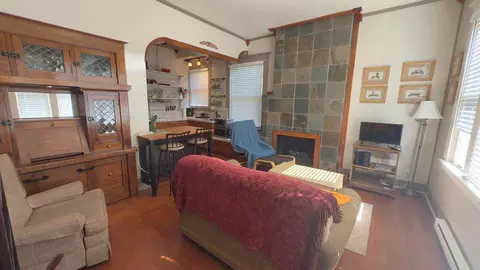 1320 Franklin Ave, Astoria, OR 97103