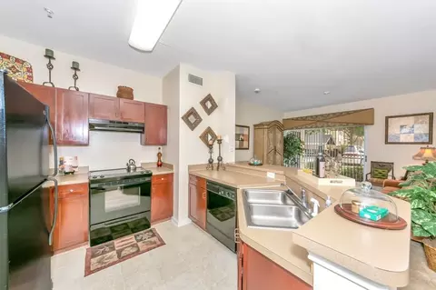 2500 S Watson Rd, Arlington, TX 76014