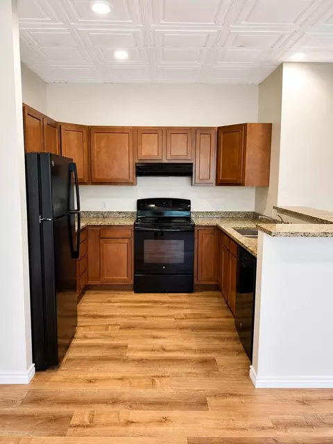 500 Red Table Dr, Gypsum, CO 81637