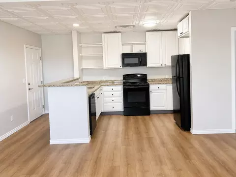 500 Red Table Dr, Gypsum, CO 81637