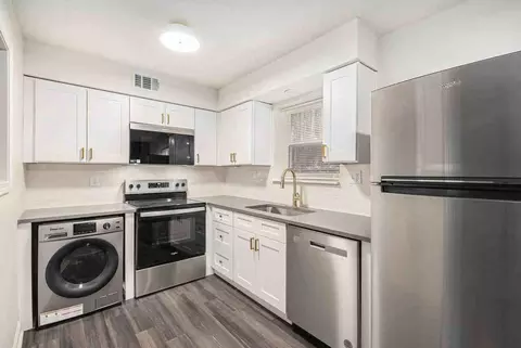 4011 Mcgee St, Kansas City, MO 64111