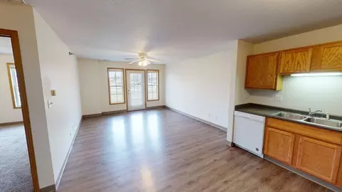 1324 Mayfield Dr, Ames, IA 50014
