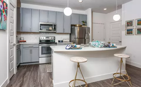646 W Smith St, Orlando, FL 32804 photo 40