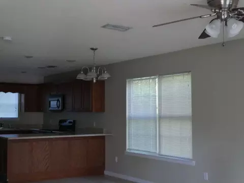 149 W Main St, Lakeland, GA 31635