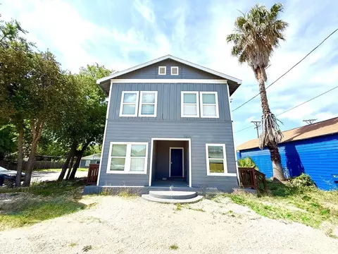 2422 W Commerce St, San Antonio, TX 78207