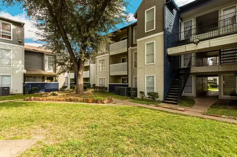 7500 Bellerive Dr, Houston, TX 77036 photo 3