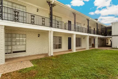 7500 Bellerive Dr, Houston, TX 77036 photo 4