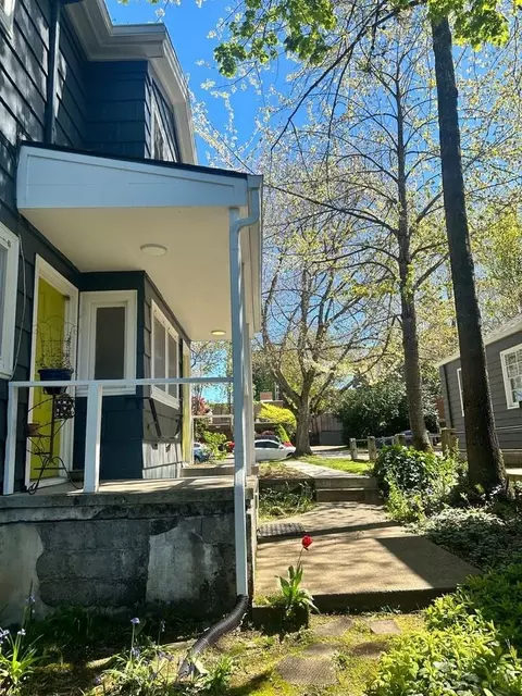 1860 Potter St, Eugene, OR 97403 photo 3