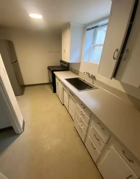 1860 Potter St, Eugene, OR 97403 photo 14
