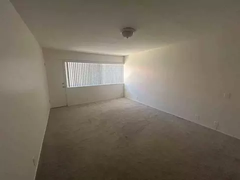 285 W California Blvd, Pasadena, CA 91105 photo 25