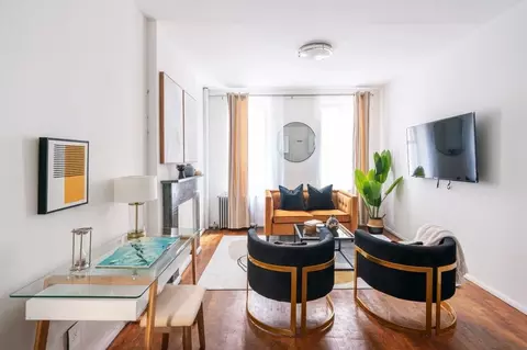 200 E 11th St, New York, NY 10003