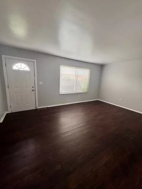 Sevenhills Dr, Cincinnati, OH 45240